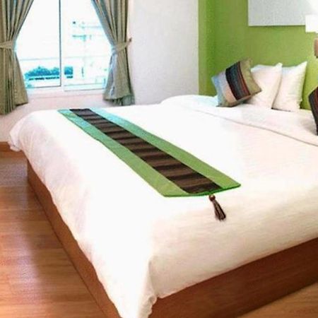 Nantra De Comfort Bangkok Kültér fotó