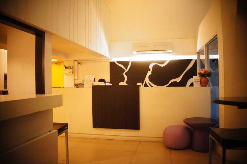 Nantra De Comfort Bangkok Kültér fotó