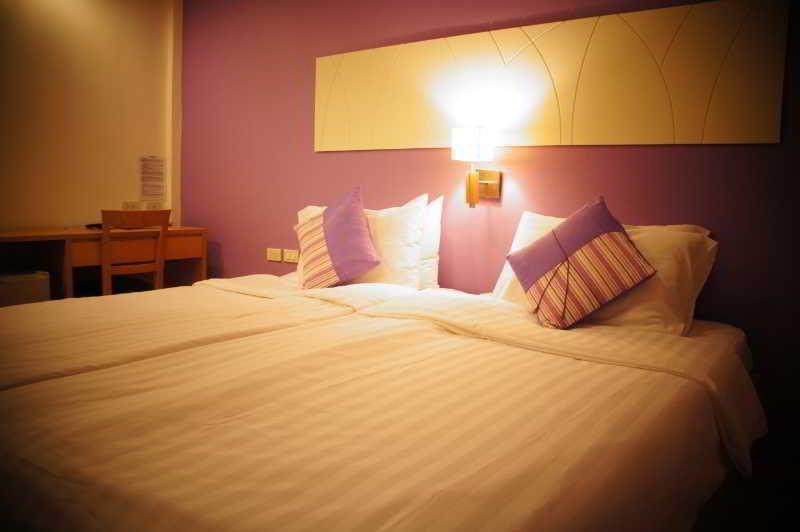 Nantra De Comfort Bangkok Kültér fotó