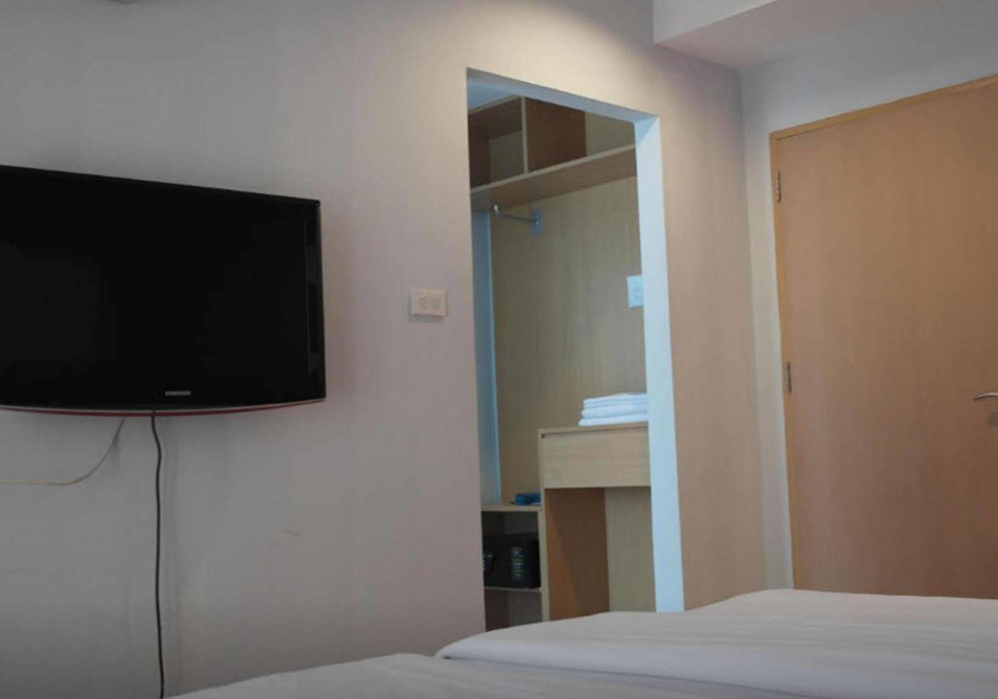 Nantra De Comfort Bangkok Kültér fotó