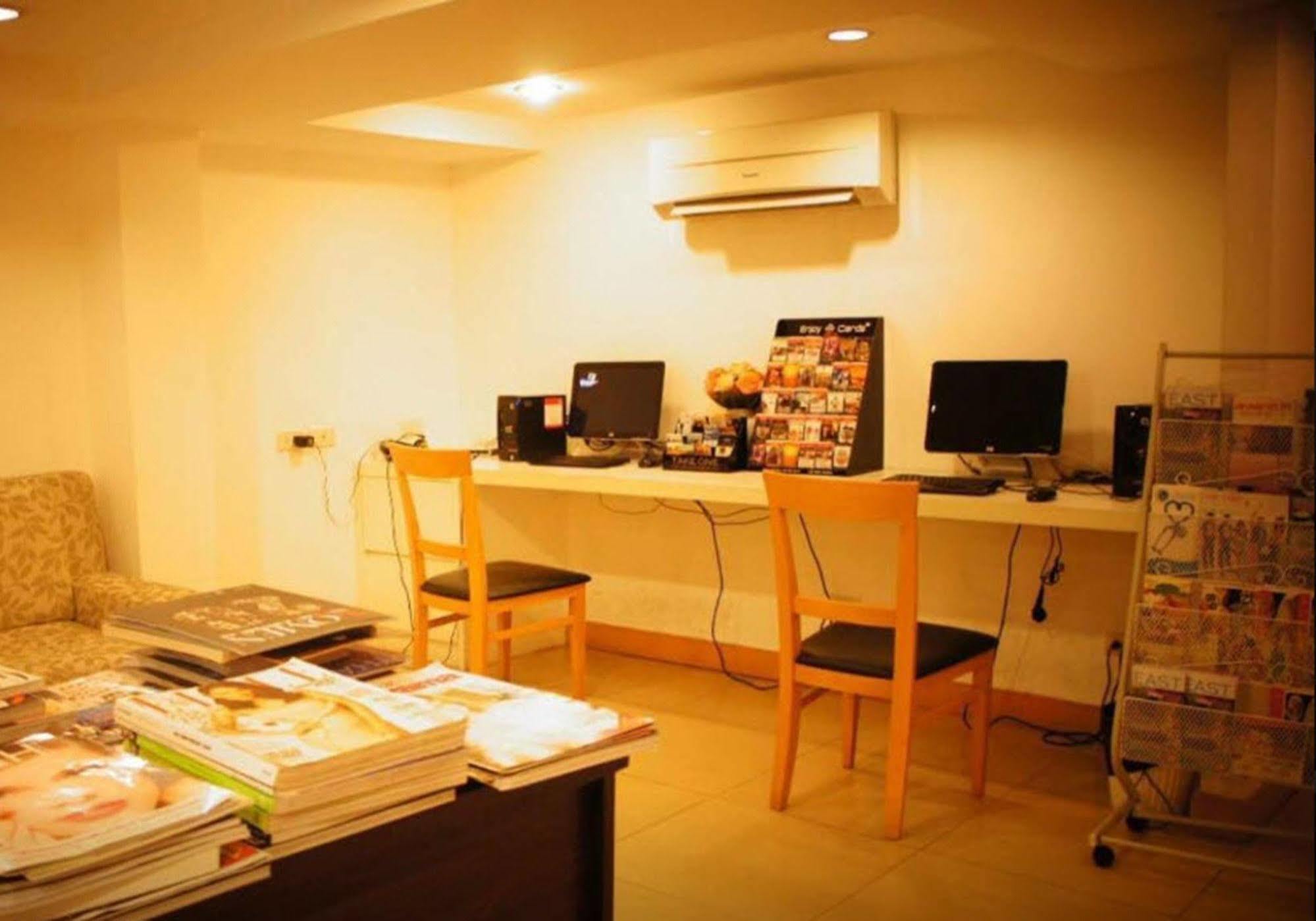 Nantra De Comfort Bangkok Kültér fotó