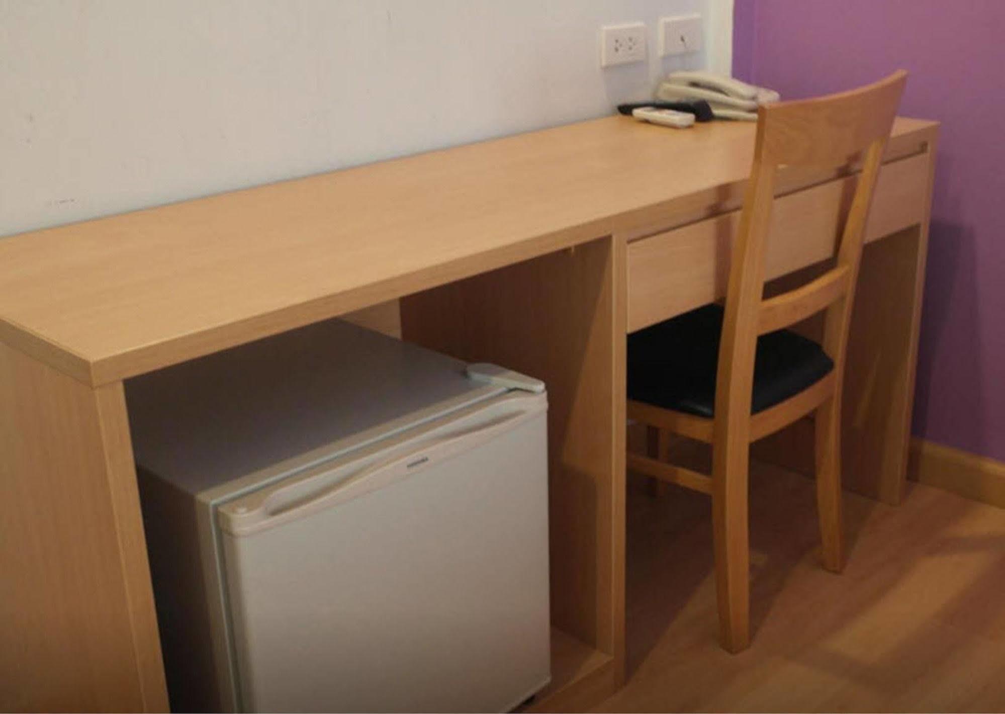 Nantra De Comfort Bangkok Kültér fotó
